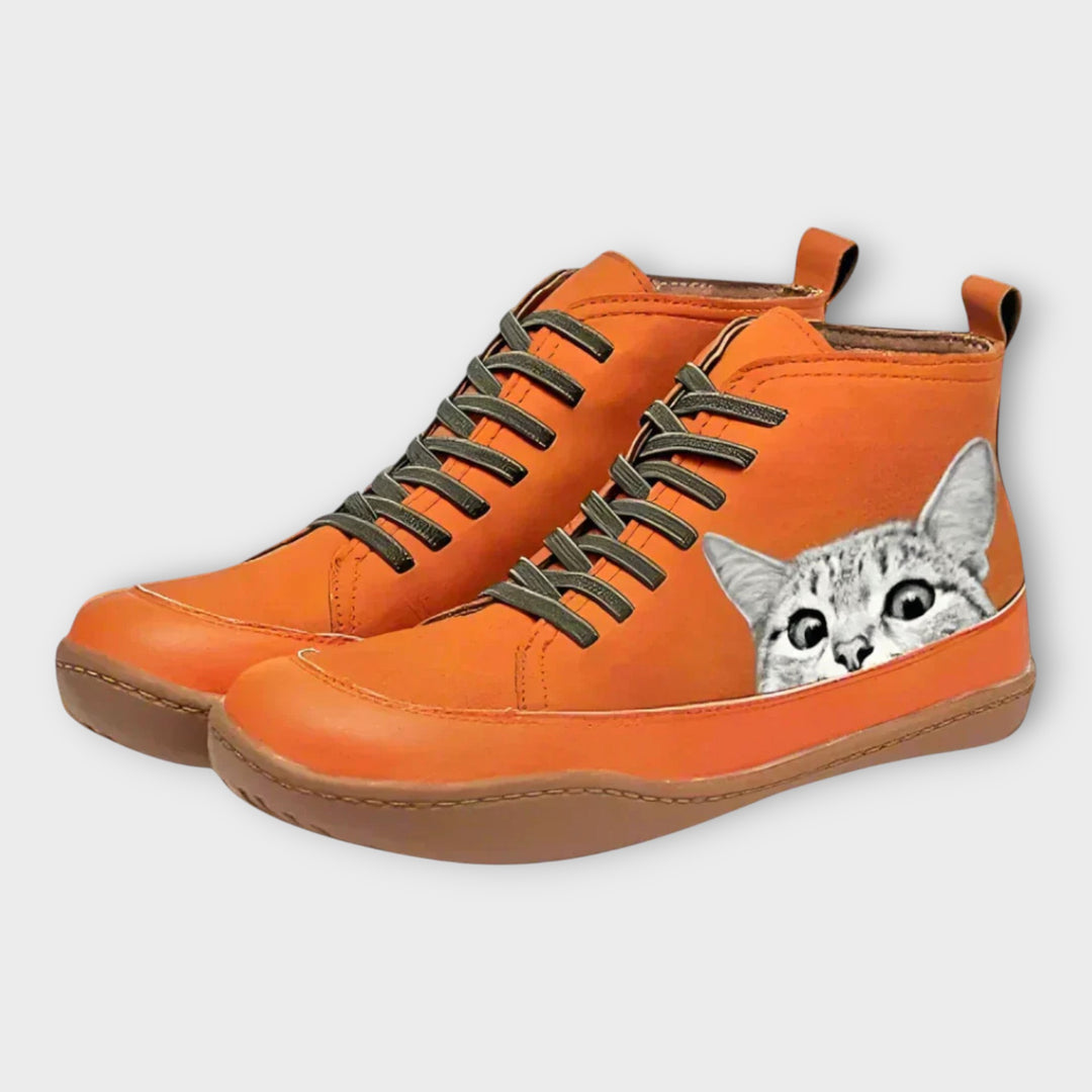 Στυλάτα Sneakers με Διακριτικό Σχέδιο