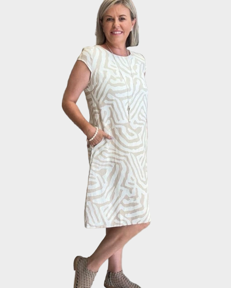 Καλοκαιρινό φόρεμα με στρογγυλή λαιμόκοψη και όμορφο σχέδιο