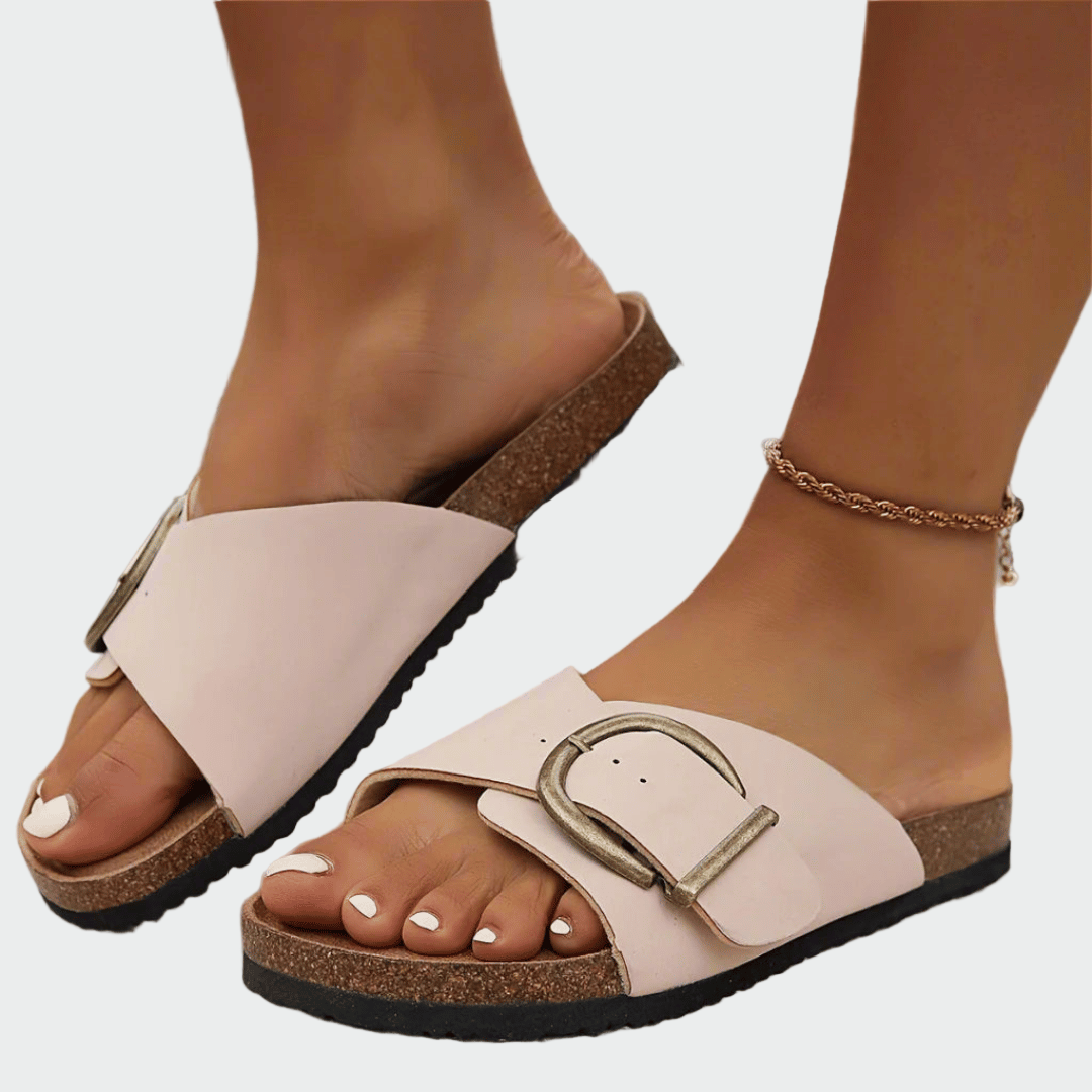 Πέδιλο με φαρδιά αγκράφα