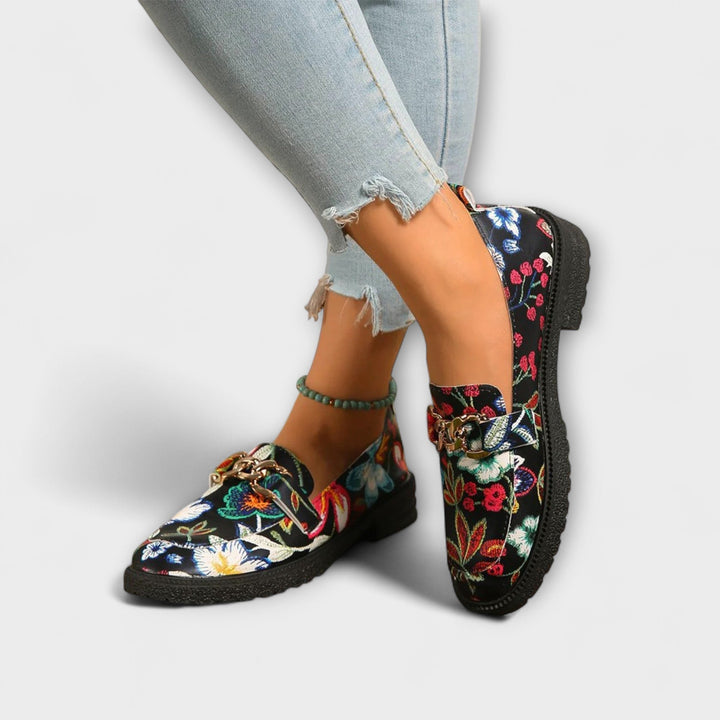 Orla – Πολύχρωμες Loafers με Λουλουδάτο Σχέδιο
