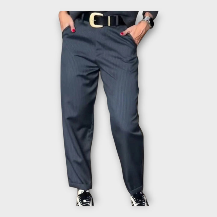 Κομψό Παντελόνι με Χαλαρή Γραμμή