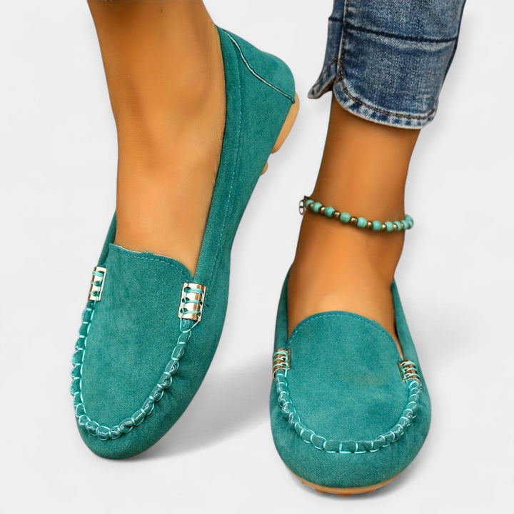 Loafers με Μεταλλικά Στοιχεία