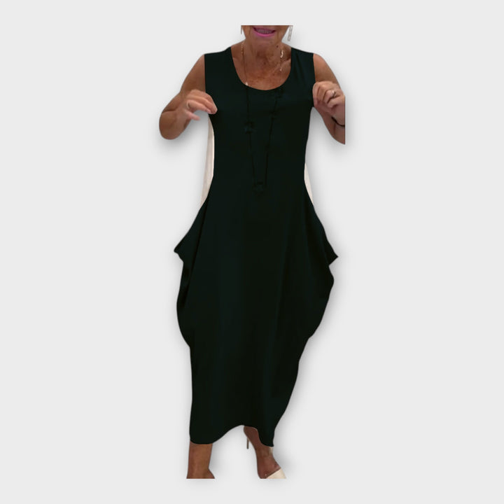 Ελαφρύ φόρεμα με σύγχρονη σιλουέτα και τσέπες