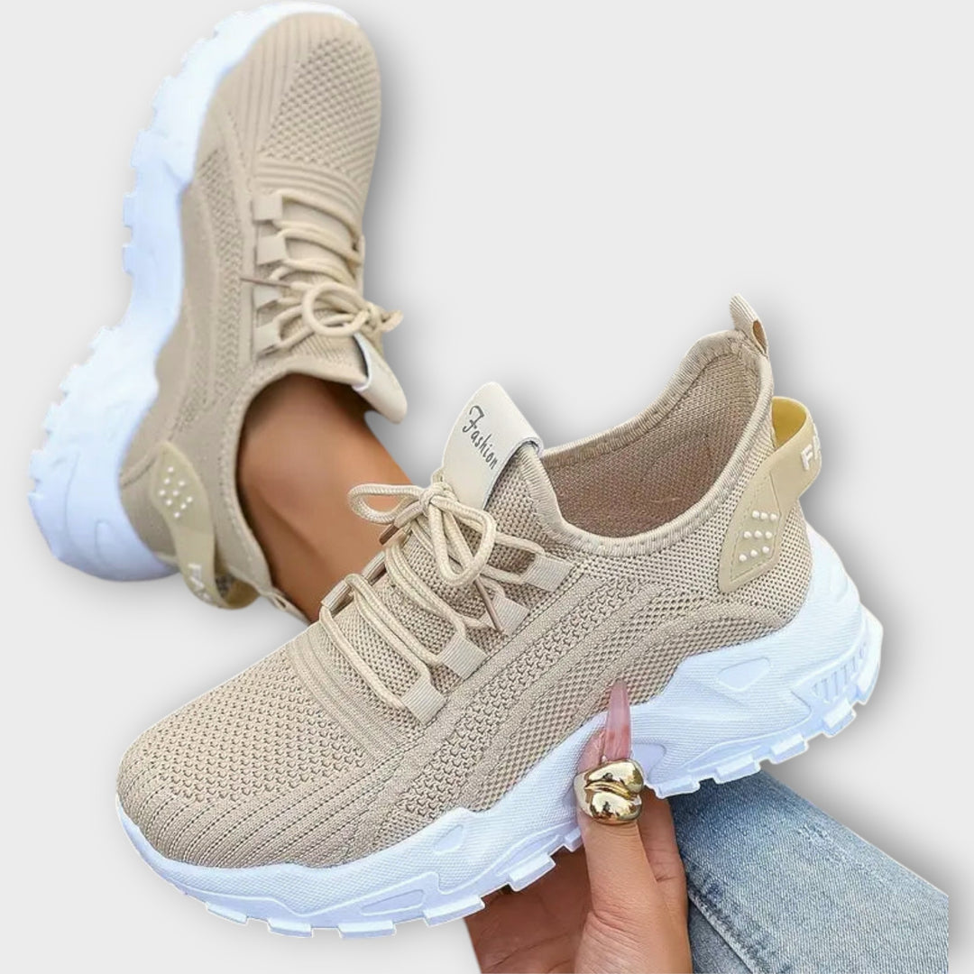 Κομψά Αθλητικά Παπούτσια με Μοντέρνο Σχεδιασμό