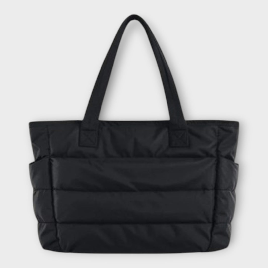 Κομψή Tote Τσάντα με Διαχρονικό Σχεδιασμό