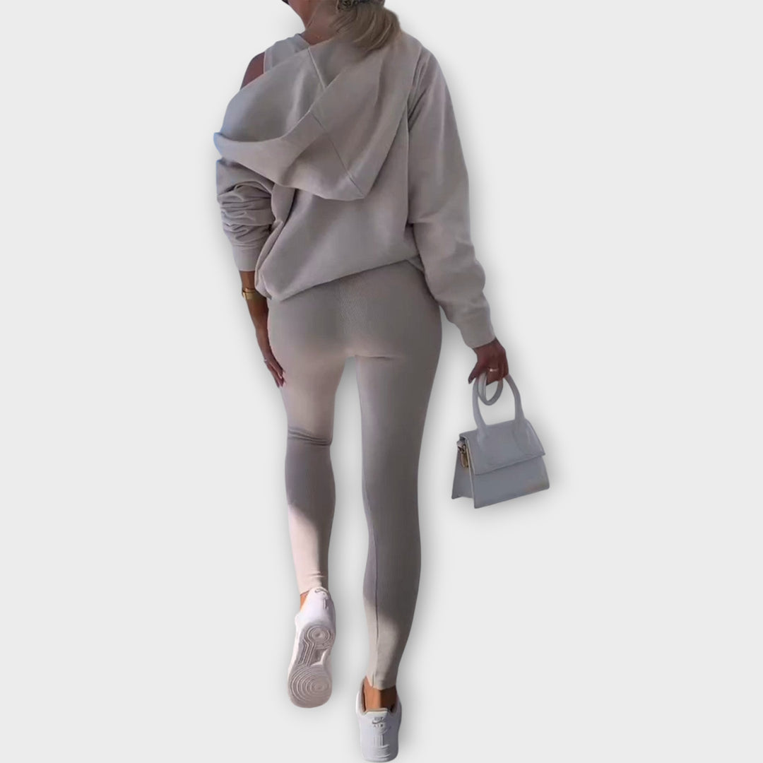 Σετ Loungewear με Μοντέρνα Αισθητική και Χαλαρή Εφαρμογή