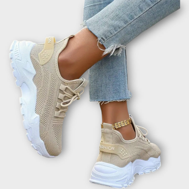 Κομψά Αθλητικά Παπούτσια με Μοντέρνο Σχεδιασμό