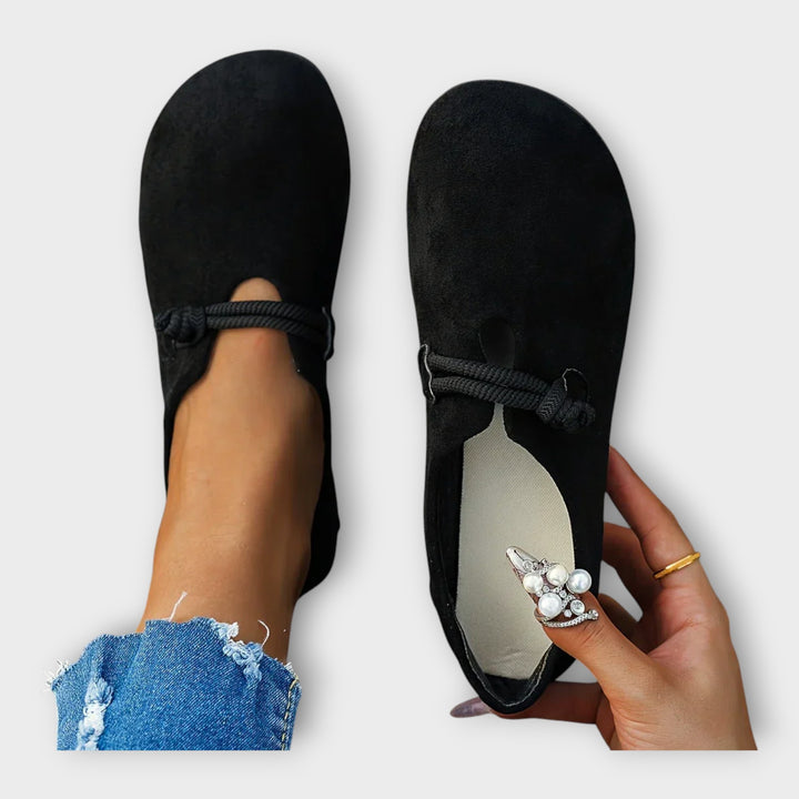 Άνετα παπούτσια με minimal σχεδιασμό