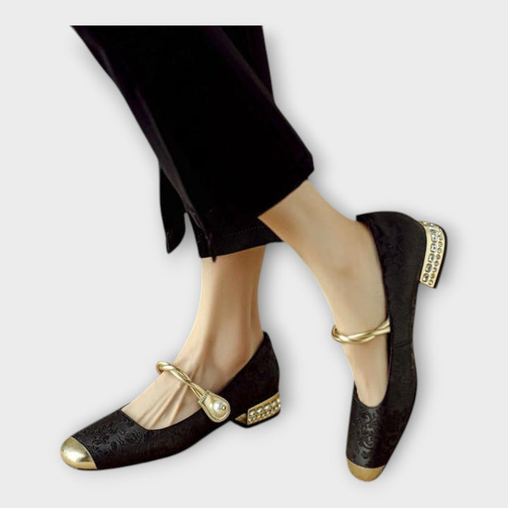 Κομψές Μπαλαρίνες με Εκλεπτυσμένες Λεπτομέρειες