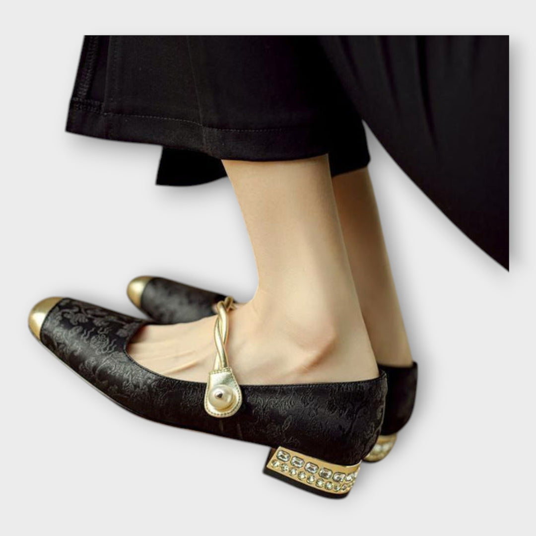 Κομψές Μπαλαρίνες με Εκλεπτυσμένες Λεπτομέρειες