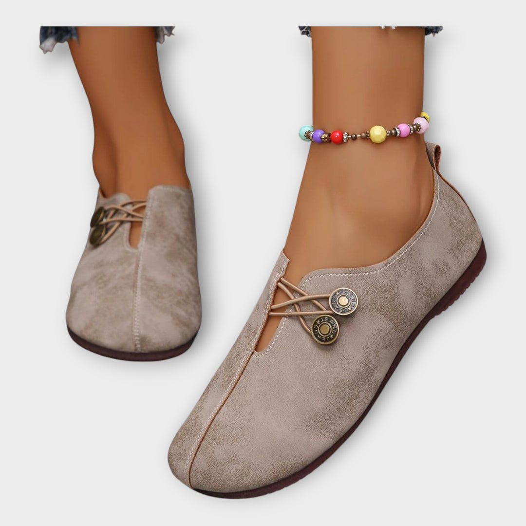 Παπούτσια με Κουμπιά