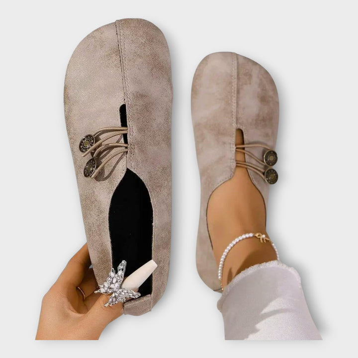 Παπούτσια με Κουμπιά