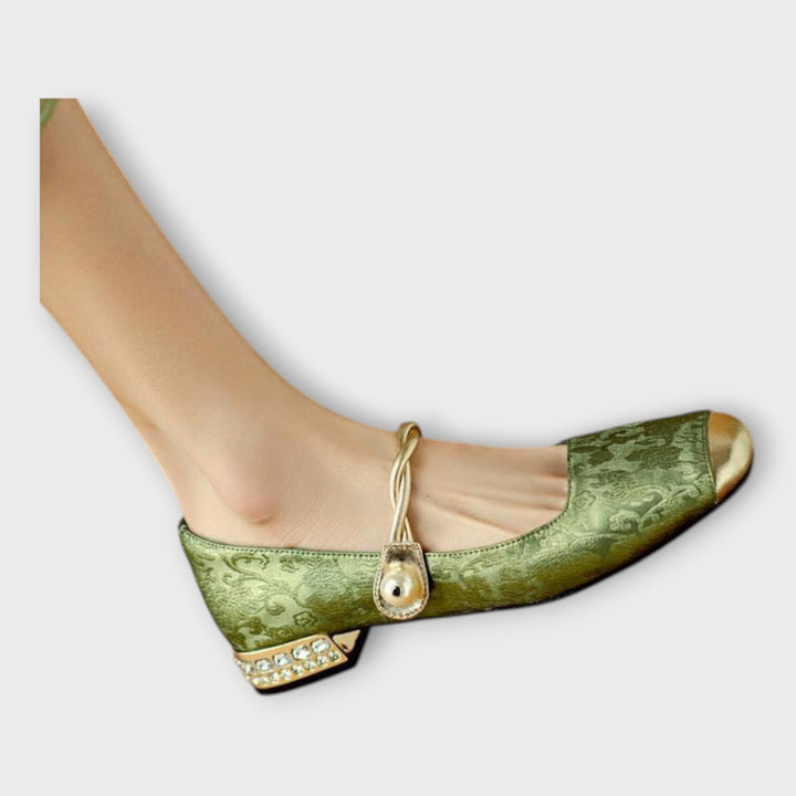 Κομψές Μπαλαρίνες με Εκλεπτυσμένες Λεπτομέρειες