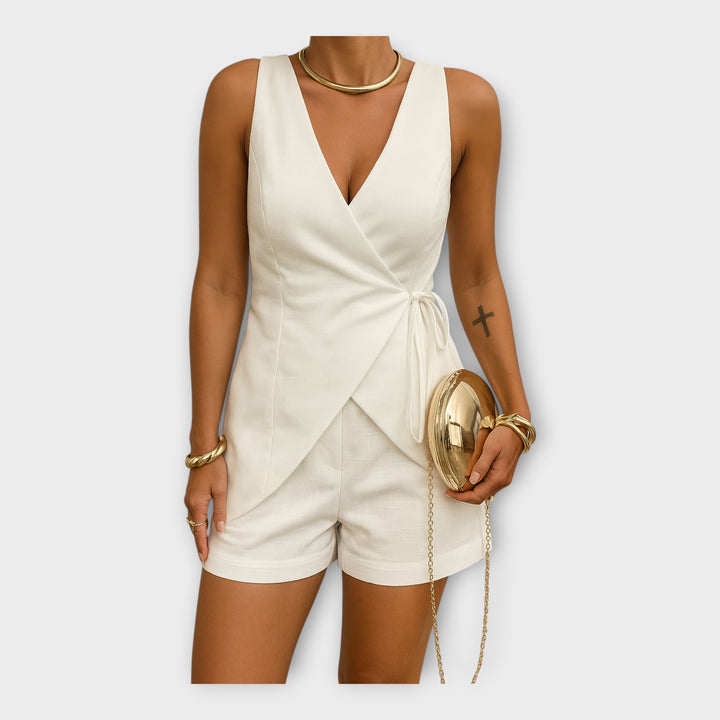 Κομψό Σορτς Σατέν με Σταυρωτό Τοπ