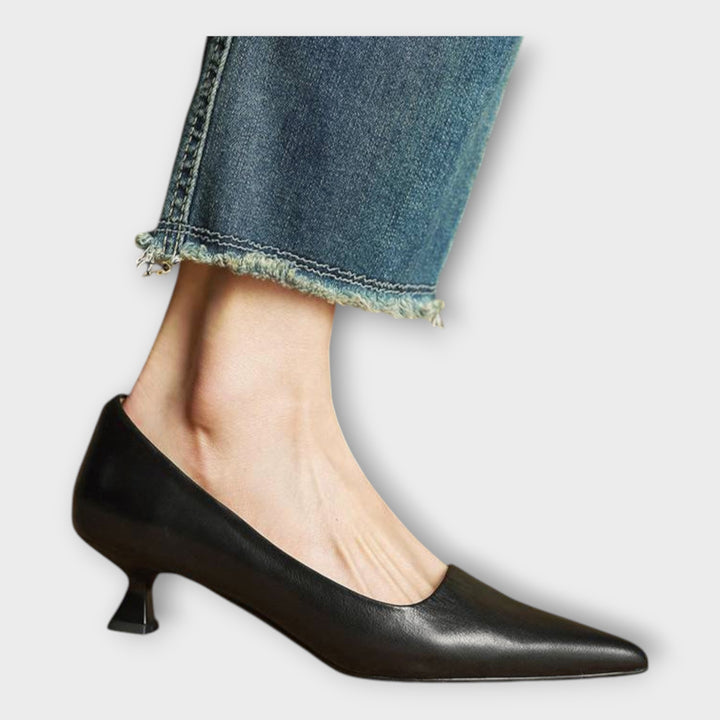 Κομψές Γόβες με Χαμηλό Τακούνι