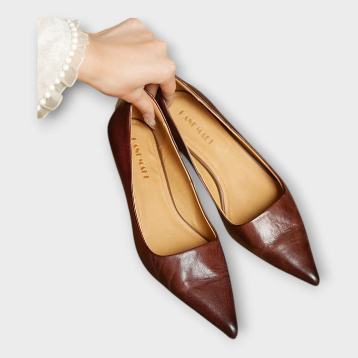 Κομψές Γόβες με Χαμηλό Τακούνι