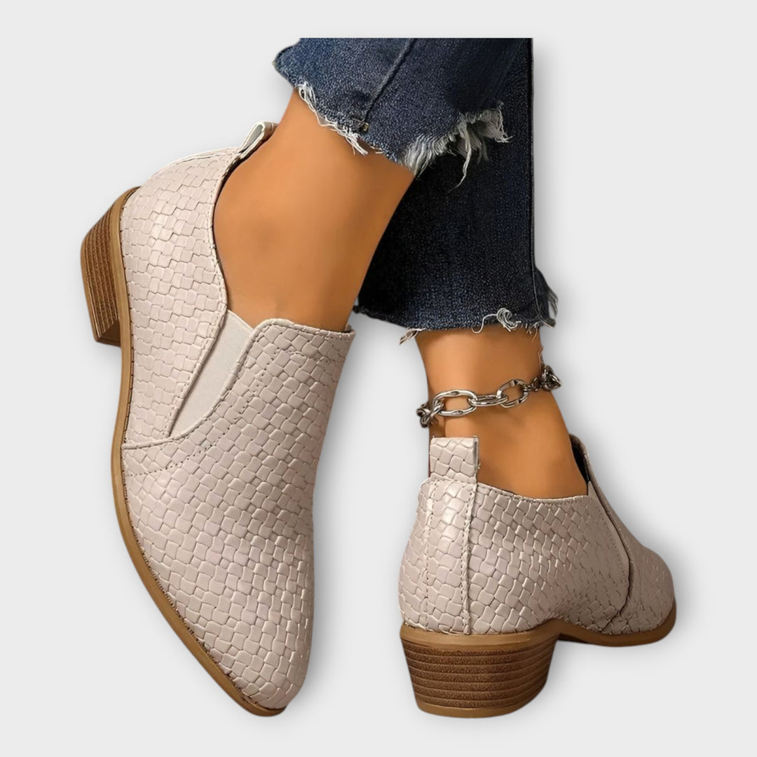 Κομψά Slip-On Παπούτσια με Χαμηλό Τακούνι