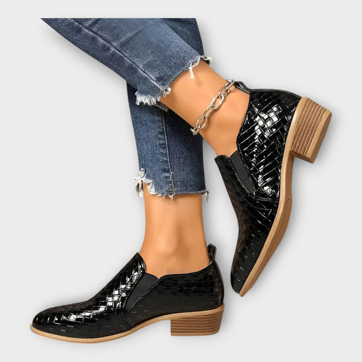 Κομψά Slip-On Παπούτσια με Χαμηλό Τακούνι