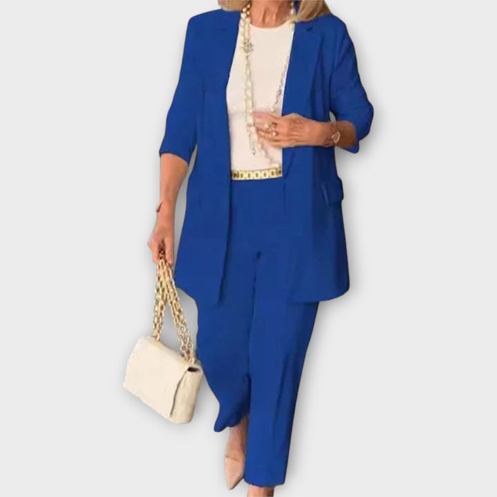 Κομψό Σετ Σακάκι με Παντελόνι για Διαχρονική Εμφάνιση