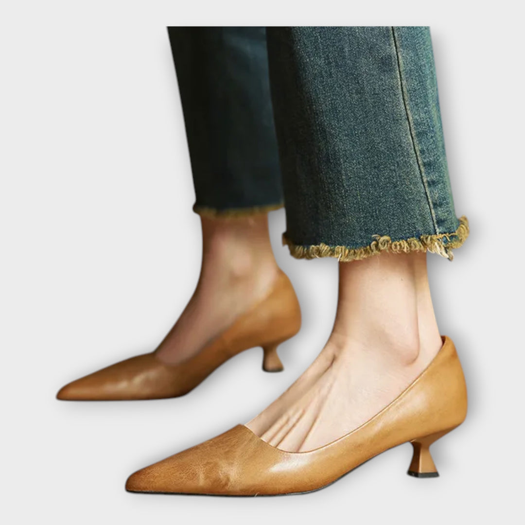 Κομψές Γόβες με Χαμηλό Τακούνι