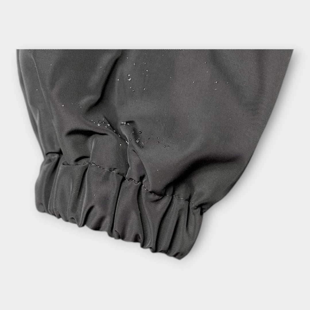 Μακρύ Παρκά με Κομψό Σχεδιασμό