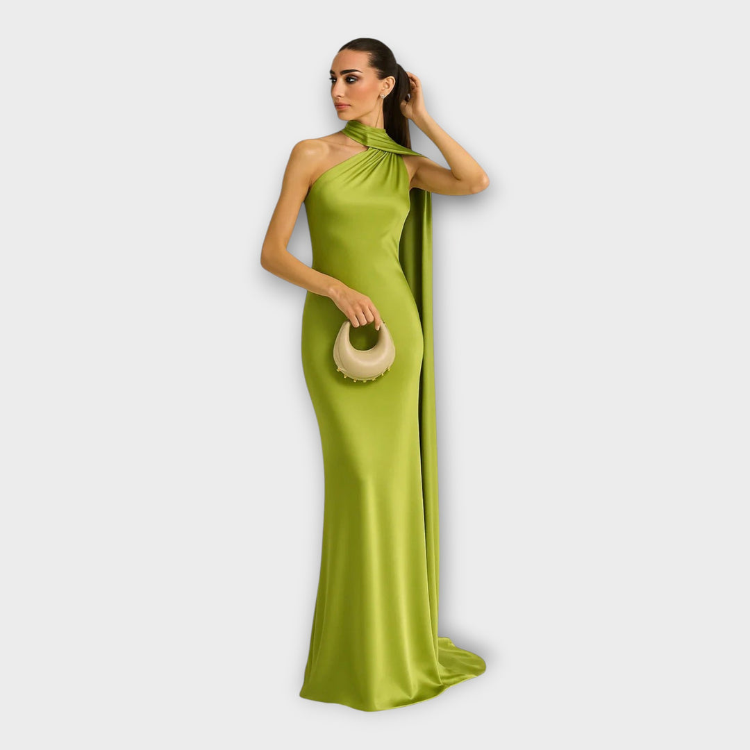 Μακρύ Εντυπωσιακό Φόρεμα με Ασύμμετρο Ντεκολτέ