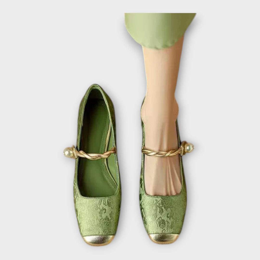 Κομψές Μπαλαρίνες με Εκλεπτυσμένες Λεπτομέρειες