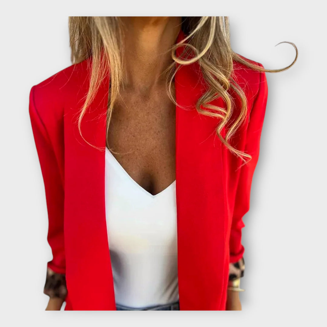 Κομψό Blazer με Minimal Σχεδιασμό